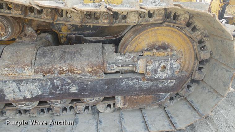 image for item DC5692 1999 John Deere 850C Series II dozer