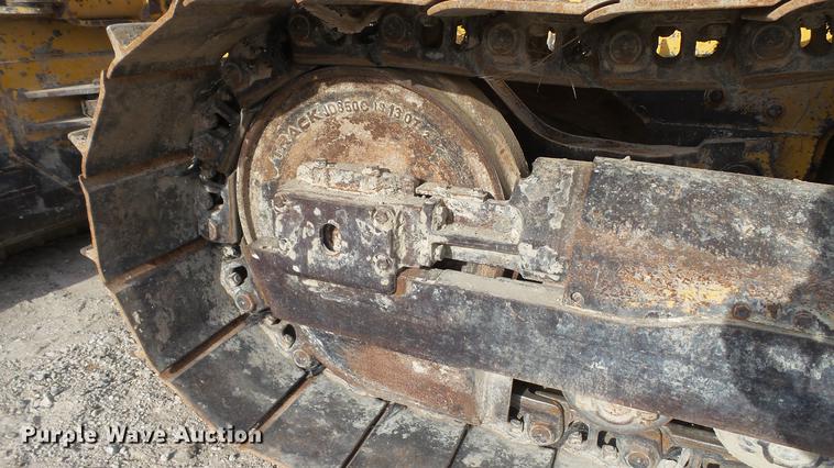 image for item DC5692 1999 John Deere 850C Series II dozer