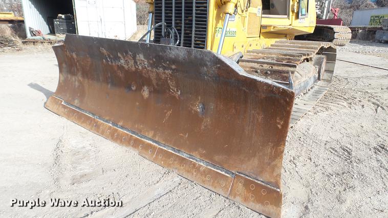 image for item DC5692 1999 John Deere 850C Series II dozer