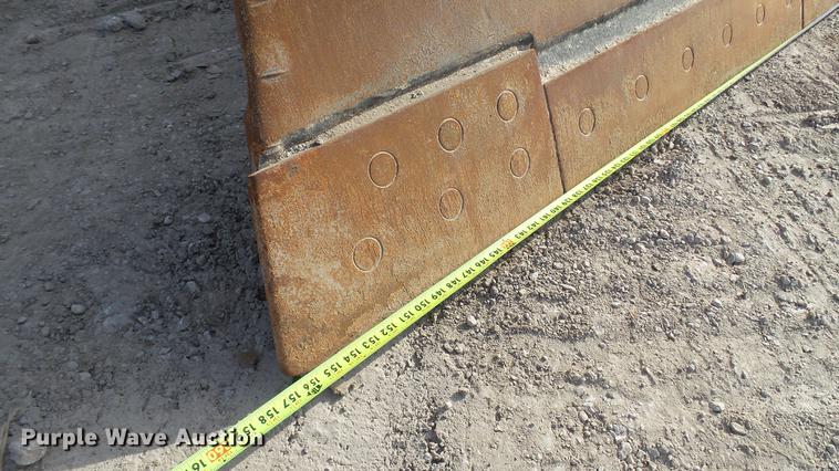 image for item DC5692 1999 John Deere 850C Series II dozer