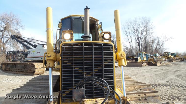 image for item DC5692 1999 John Deere 850C Series II dozer