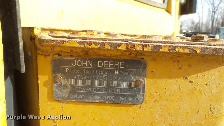 image for item DC5692 1999 John Deere 850C Series II dozer