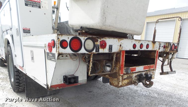 image for item DC7415 2000 Freightliner FL70 bucket truck