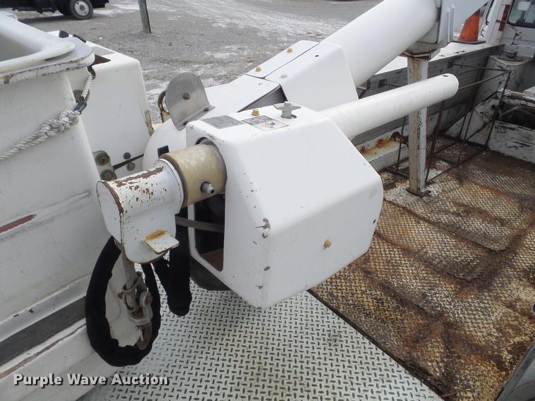 image for item DC7415 2000 Freightliner FL70 bucket truck