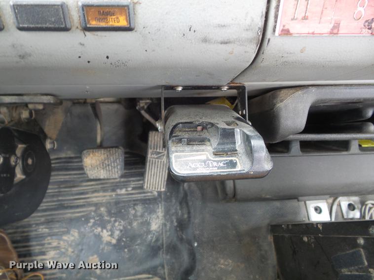 image for item DC7415 2000 Freightliner FL70 bucket truck