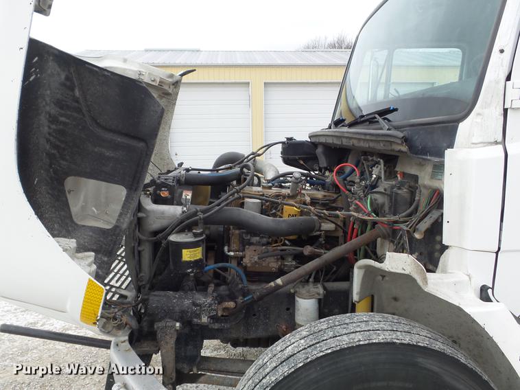 image for item DC7415 2000 Freightliner FL70 bucket truck