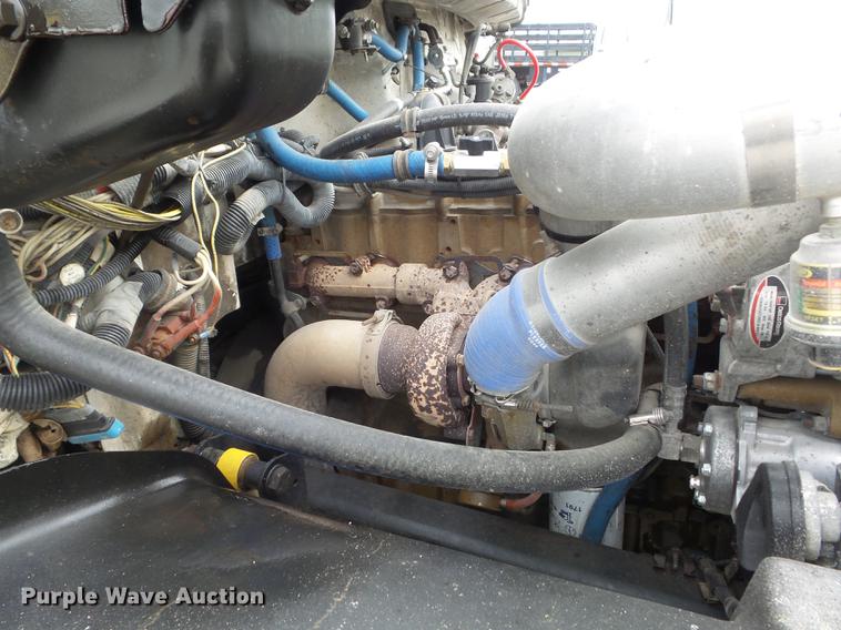 image for item DC7415 2000 Freightliner FL70 bucket truck