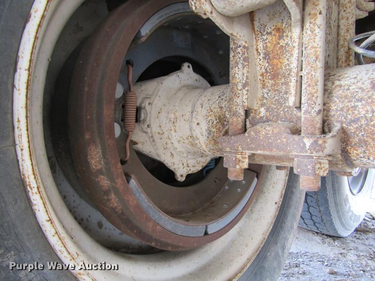 image for item DC8294 1978 Timpte dry van trailer