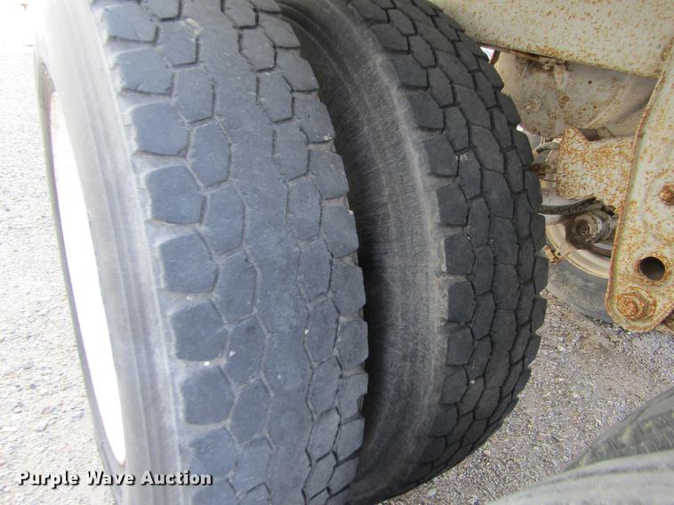 image for item DC8294 1978 Timpte dry van trailer