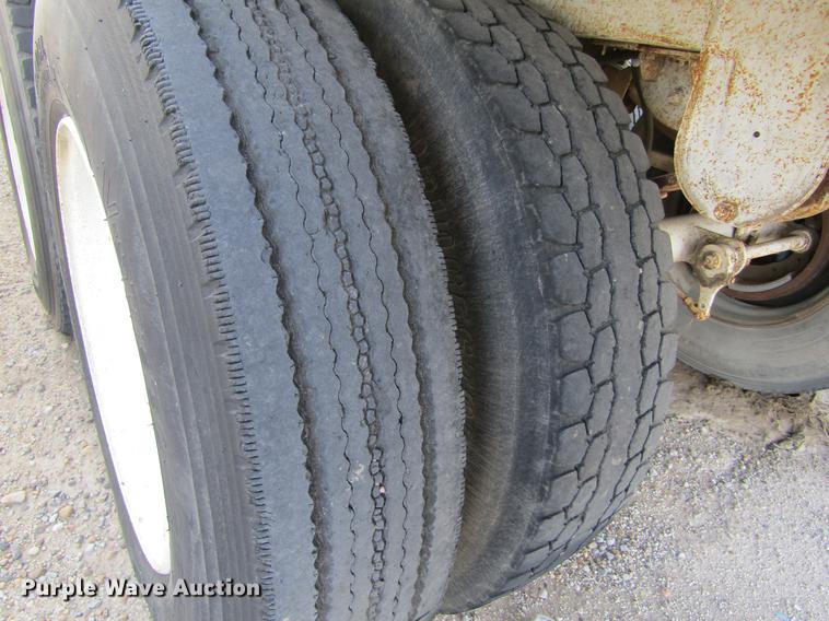 image for item DC8294 1978 Timpte dry van trailer