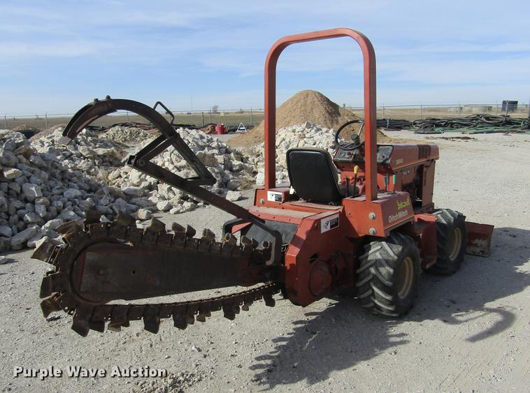 image for item DC8296 1995 Ditch Witch 3610DD trencher