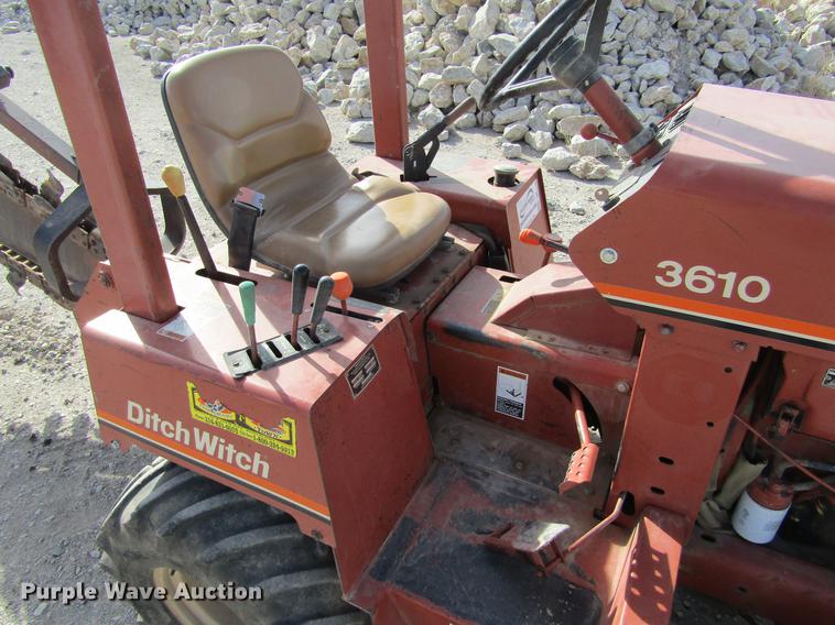 image for item DC8296 1995 Ditch Witch 3610DD trencher