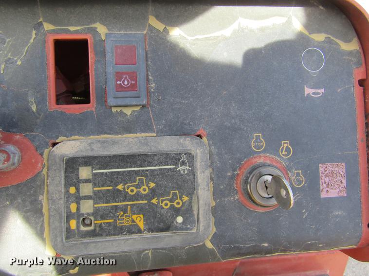 image for item DC8296 1995 Ditch Witch 3610DD trencher