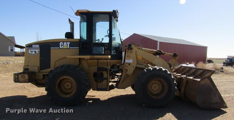 image for item DC8326 2000 Caterpillar 938G wheel loader
