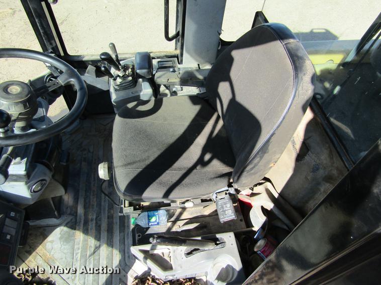 image for item DC8326 2000 Caterpillar 938G wheel loader
