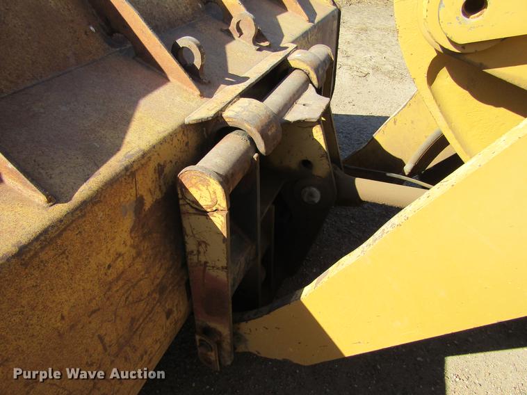 image for item DC8326 2000 Caterpillar 938G wheel loader