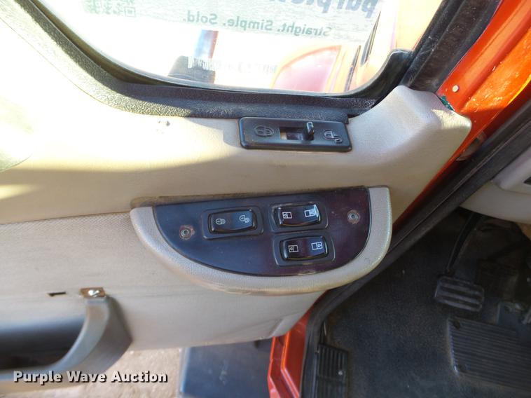 image for item DD1241 2005 Mack CXN dump truck