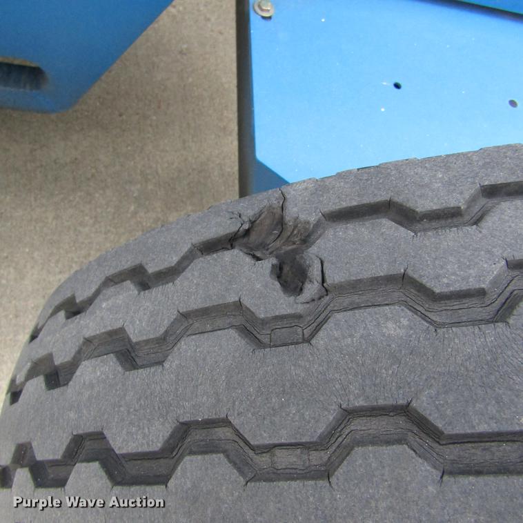 image for item DD2748 2005 Genie Z45/25 boom lift