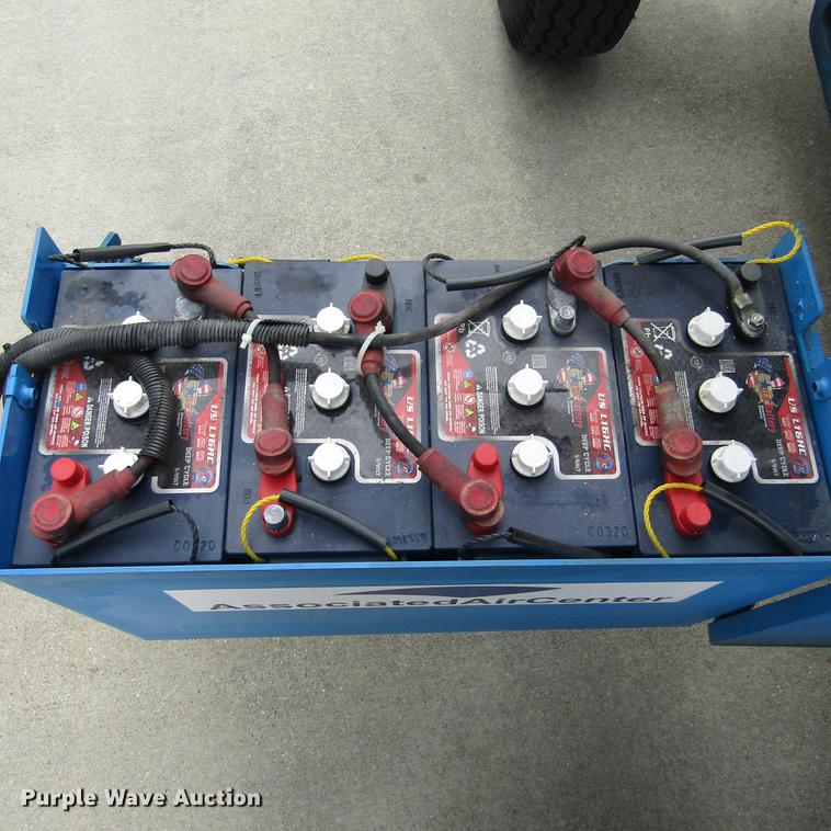 image for item DD2748 2005 Genie Z45/25 boom lift