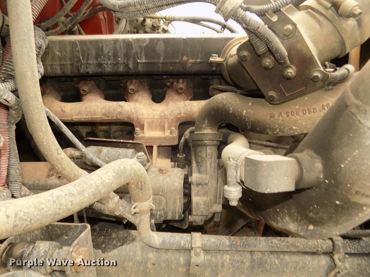 image for item DD2900 2004 Freightliner FL80 roll off container truck