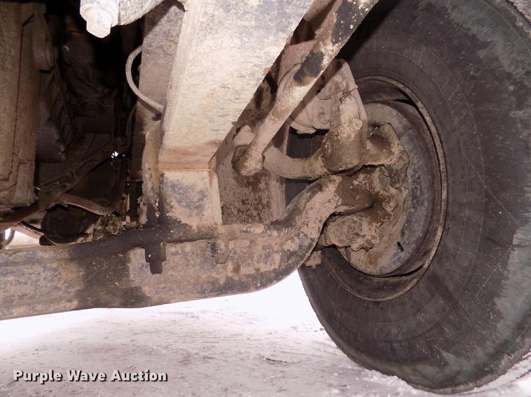 image for item DD2900 2004 Freightliner FL80 roll off container truck