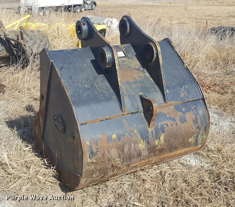 image for item DD5439 Geith 48"W excavator bucket