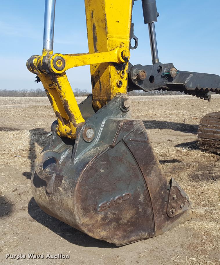 image for item DD5441 2007 Komatsu PC200LC-8 excavator