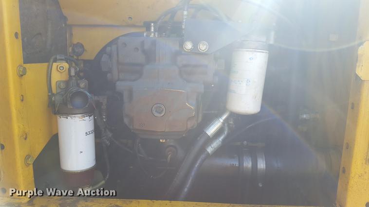 image for item DD5441 2007 Komatsu PC200LC-8 excavator