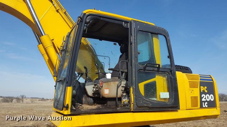 image for item DD5441 2007 Komatsu PC200LC-8 excavator