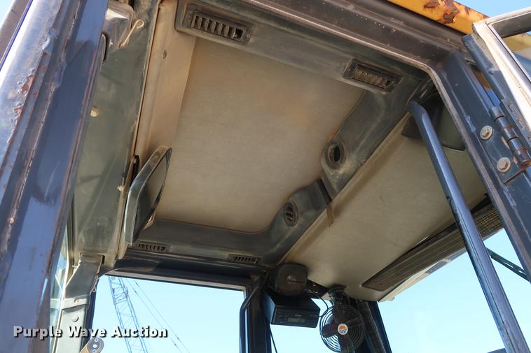 image for item DF3515 2004 John Deere 772CH motor grader