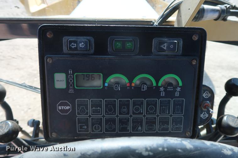 image for item DF3515 2004 John Deere 772CH motor grader