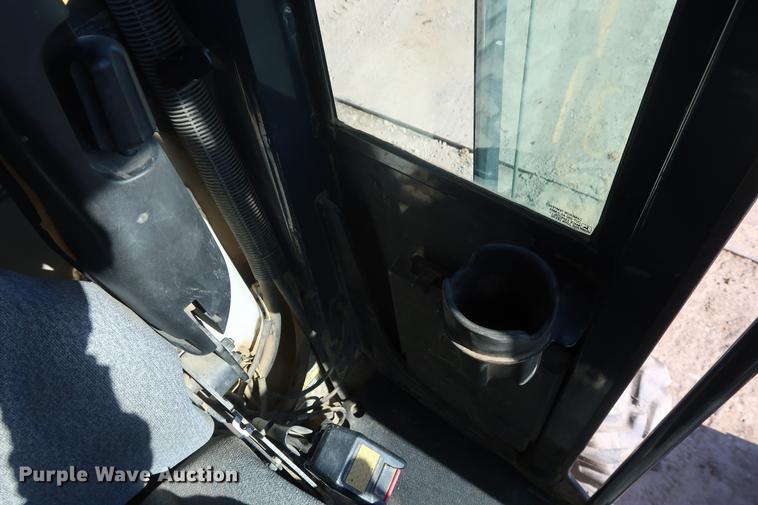 image for item DF3515 2004 John Deere 772CH motor grader