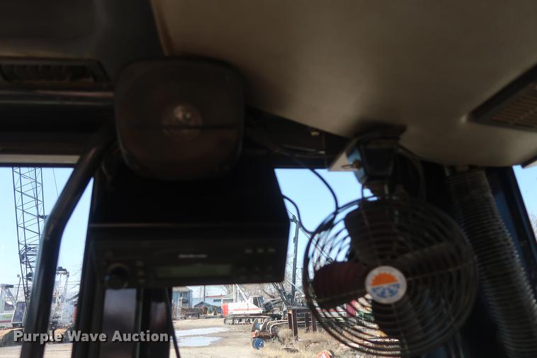 image for item DF3515 2004 John Deere 772CH motor grader