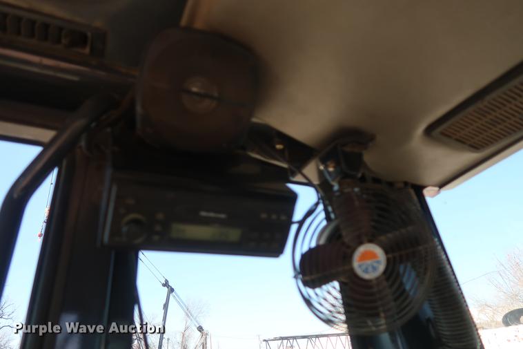 image for item DF3515 2004 John Deere 772CH motor grader