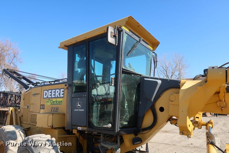 image for item DF3515 2004 John Deere 772CH motor grader