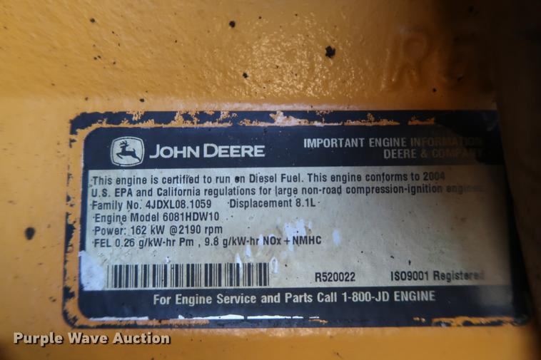 image for item DF3515 2004 John Deere 772CH motor grader