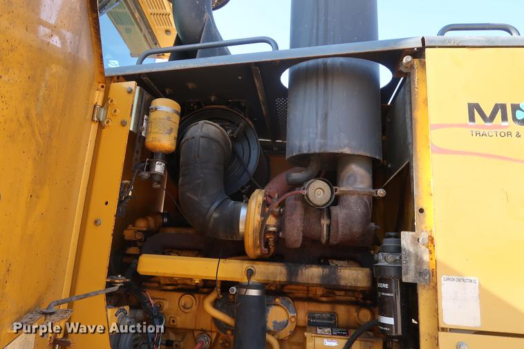 image for item DF3515 2004 John Deere 772CH motor grader