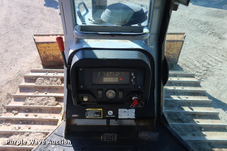 image for item DF3516 2003 John Deere 450H dozer