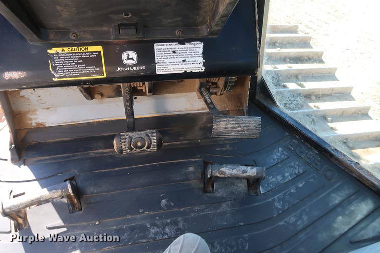 image for item DF3516 2003 John Deere 450H dozer