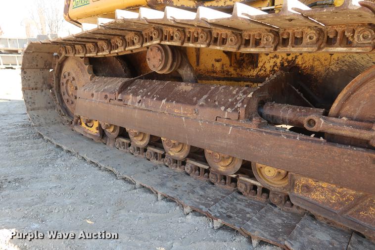 image for item DF3516 2003 John Deere 450H dozer