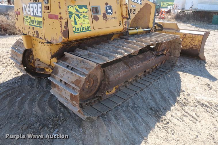 image for item DF3516 2003 John Deere 450H dozer