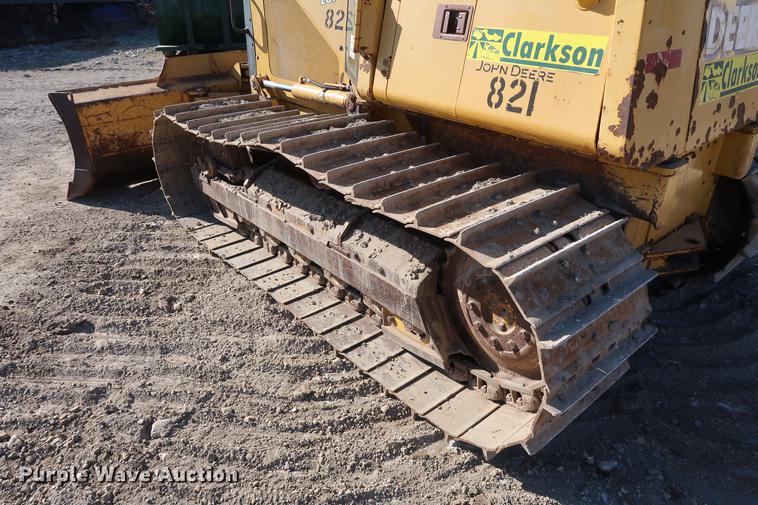 image for item DF3516 2003 John Deere 450H dozer
