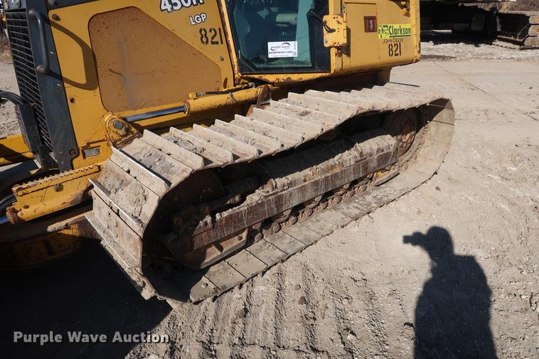 image for item DF3516 2003 John Deere 450H dozer