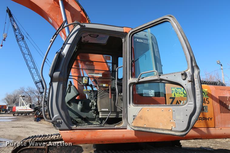 image for item DF3517 2006 Hitachi ZX270 LC excavator