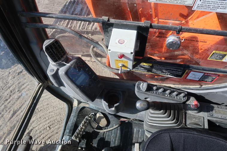 image for item DF3517 2006 Hitachi ZX270 LC excavator