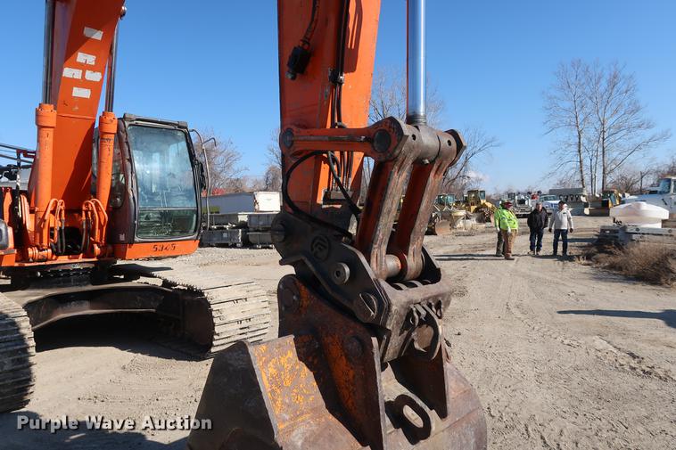 image for item DF3517 2006 Hitachi ZX270 LC excavator