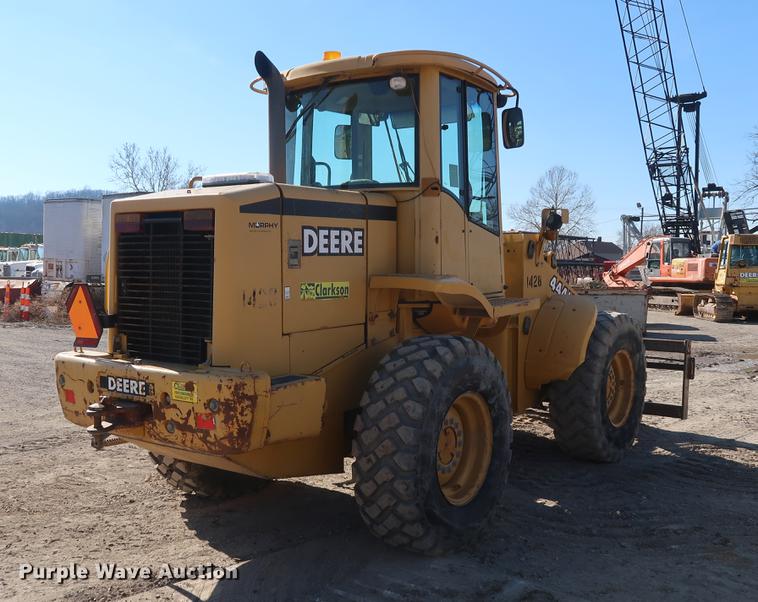 image for item DF3519 2000 John Deere 444H wheel loader