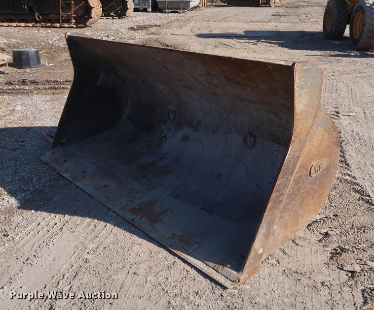 image for item DF3519 2000 John Deere 444H wheel loader