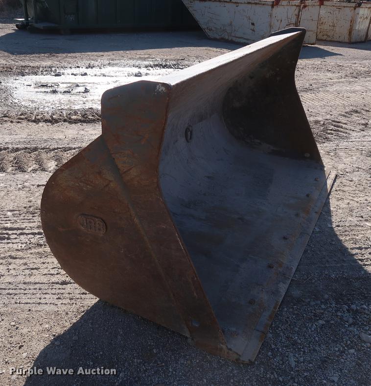 image for item DF3519 2000 John Deere 444H wheel loader