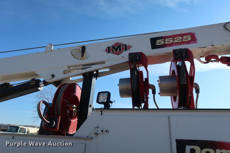 image for item DF3520 2007 Ford F750 Super Duty XLT service truck with crane